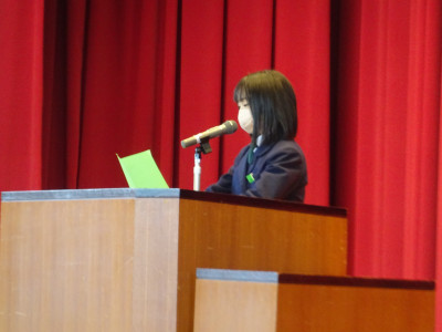 20241225　２学期終業式・表彰伝達 (32)